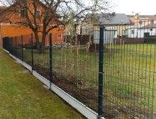 Montáž 2D antracitových panelů – Stříbro Montáž 2D antracitových panelů – Stříbro